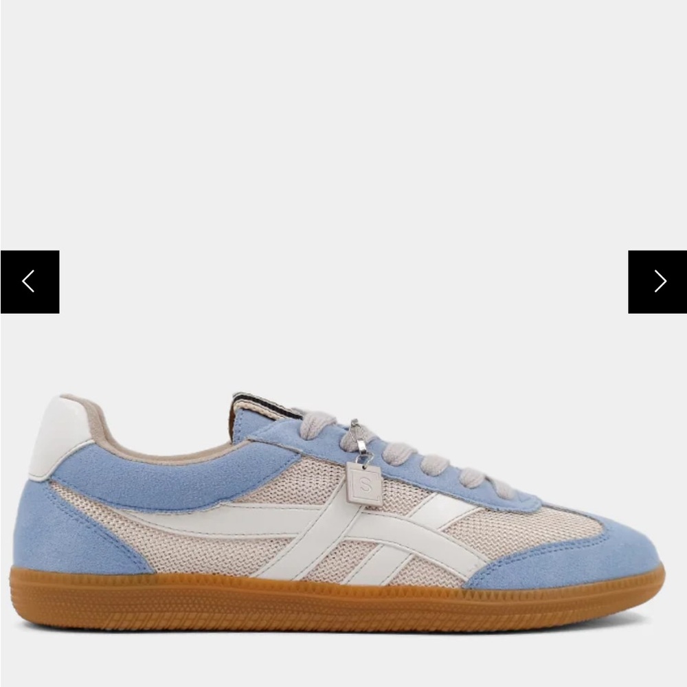 Shu Shop Sasha Blue and White Sneaker Women’s Size 10